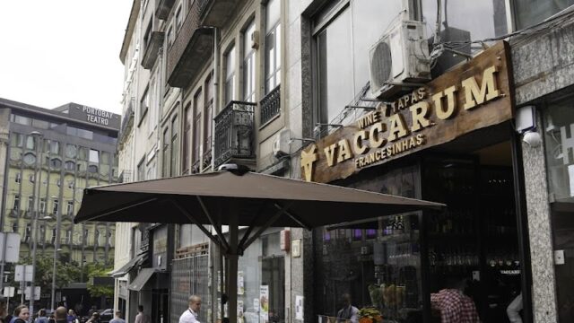 Vaccarum Francesinhas & Tapas – Sá da Bandeira